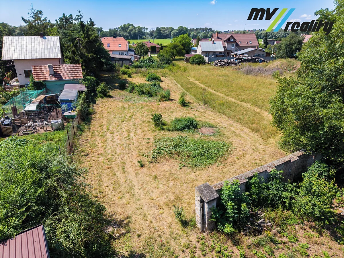 Prodej stavebního pozemku 945 m²